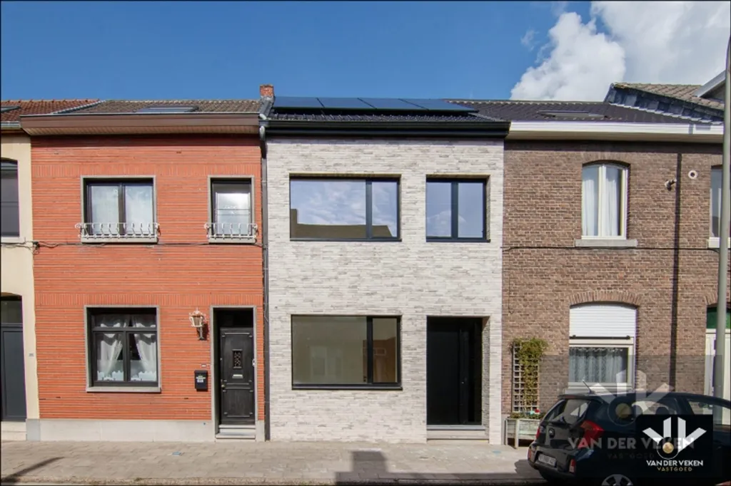 Esterno - Fully Renovated, Energy-Efficient House near Hasselt