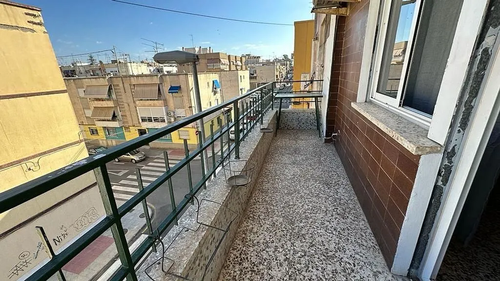 Rõdu - Student-Friendly Flat with Terrace in Nueva Cartagena