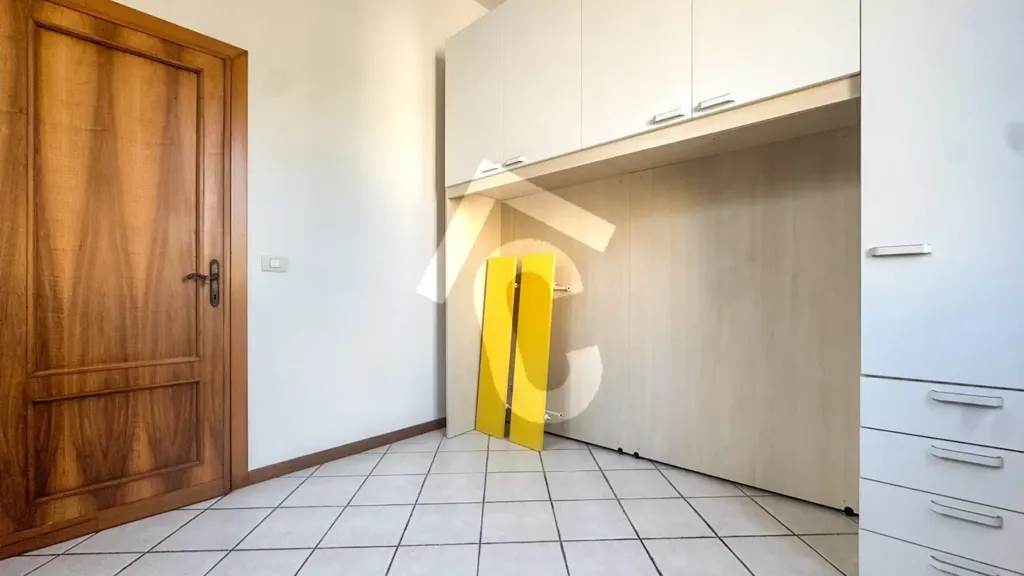 Stanze - Spacious Apartment with Balcony in Jesi