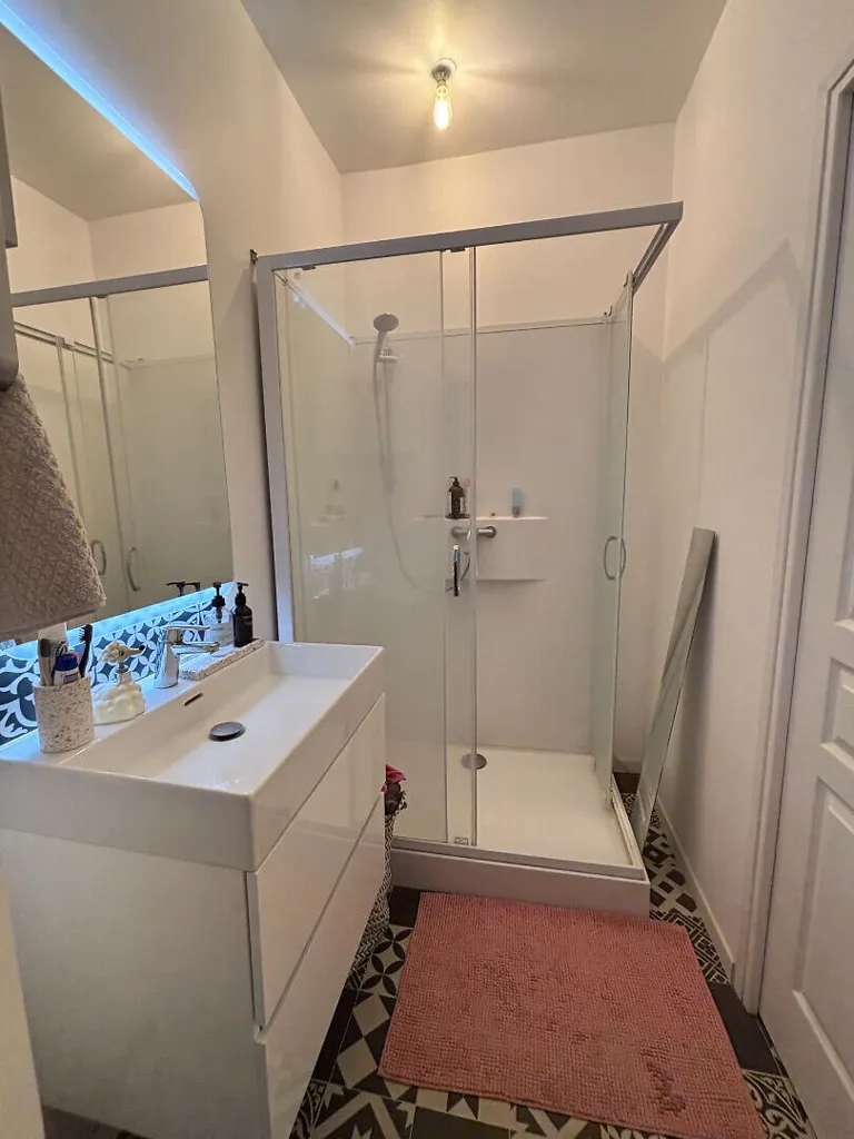 Vannitoad - Furnished Flat with Dressing Room in Reims