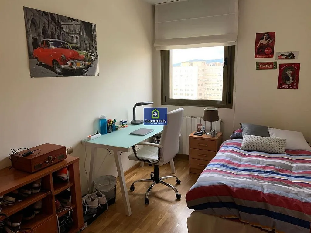 Magamistoad - Furnished Flat with Garage in Pajaritos