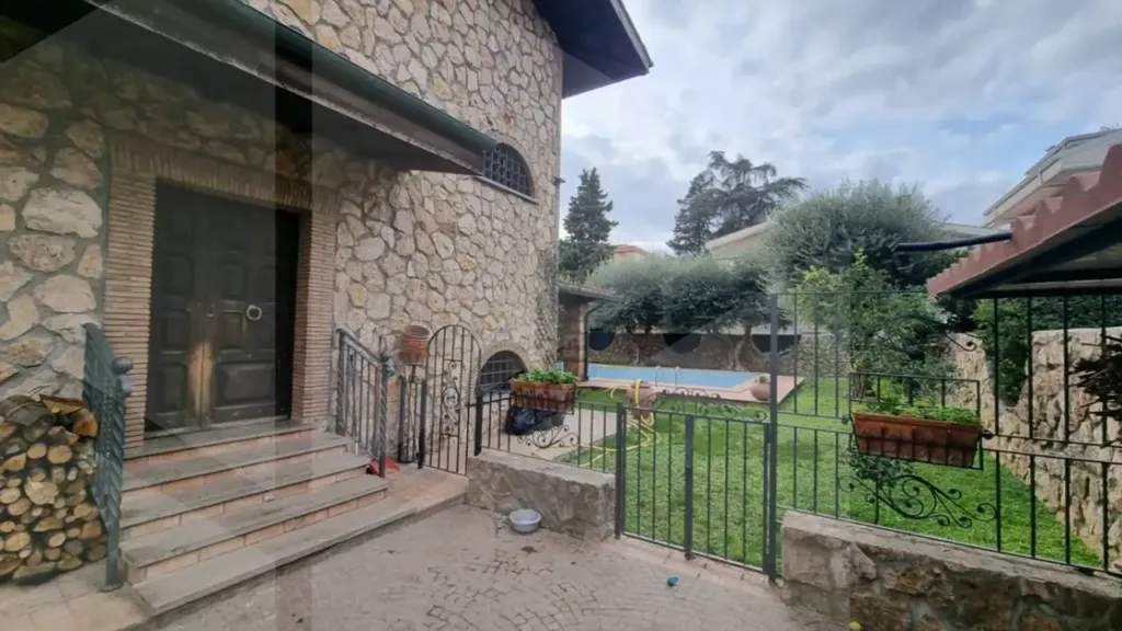 Jardin - Rustic Villa with Pool in Ciampino