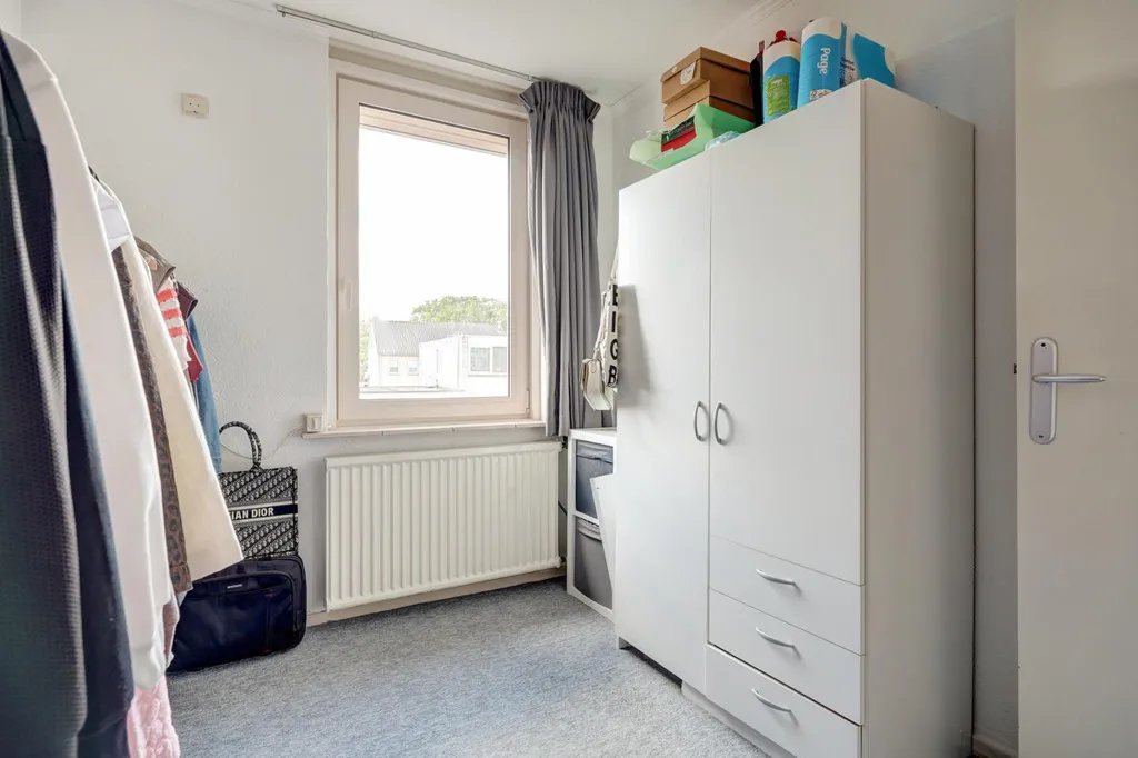 Magamistoad - Two-Storey House with Garden in Almelo