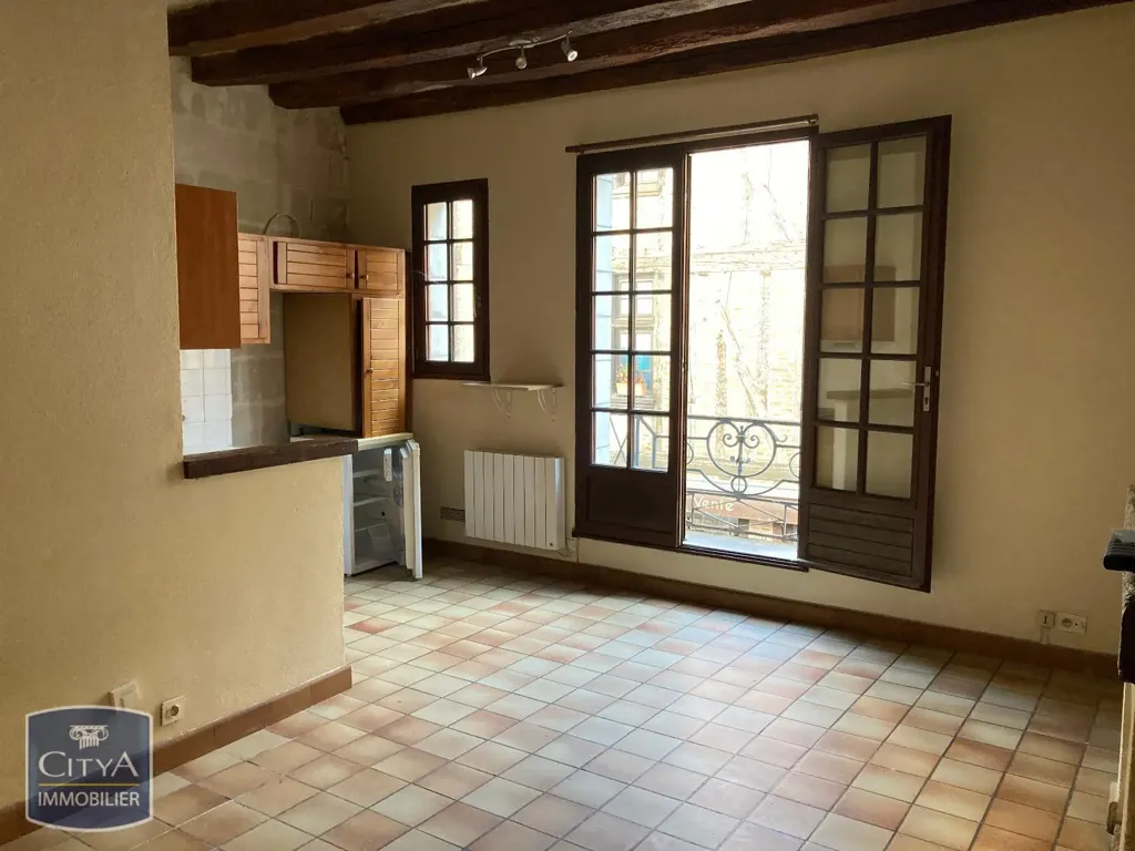 Cuisine - Appartement 2 Pièces avec Cheminée dans le Vieux Tours