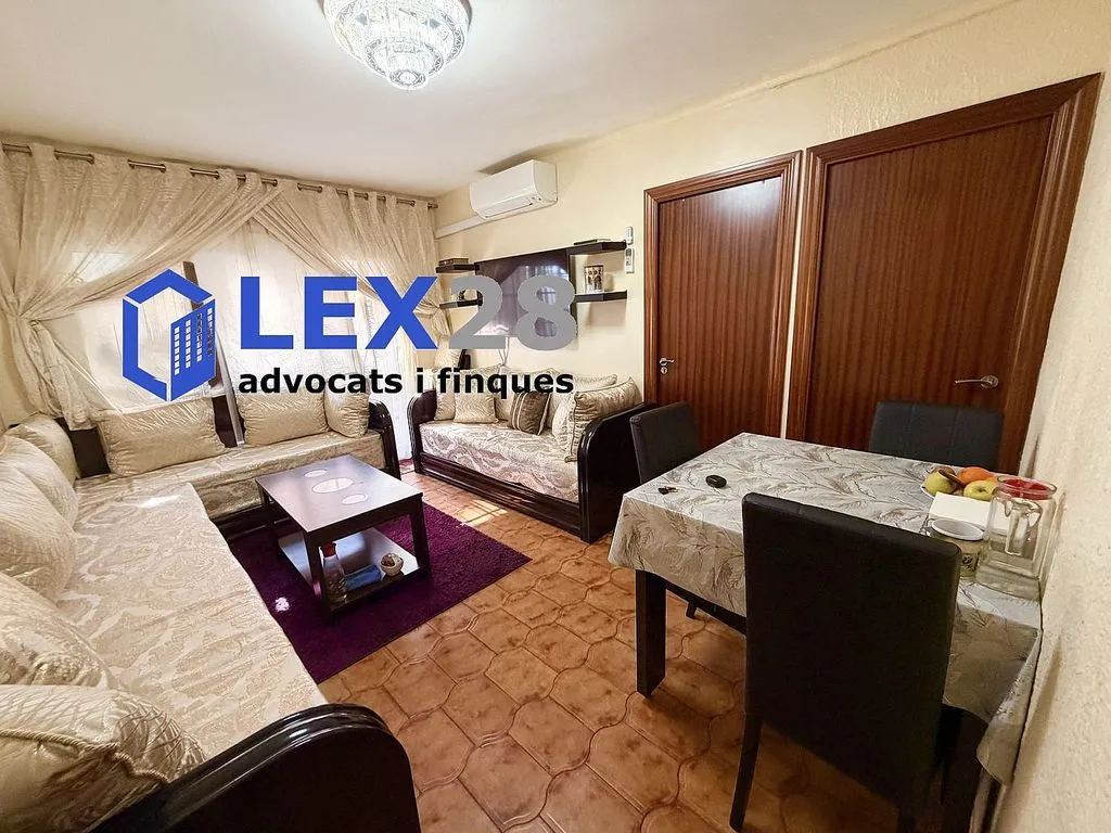 Elutuba - Apartment with Balcony in Badalona