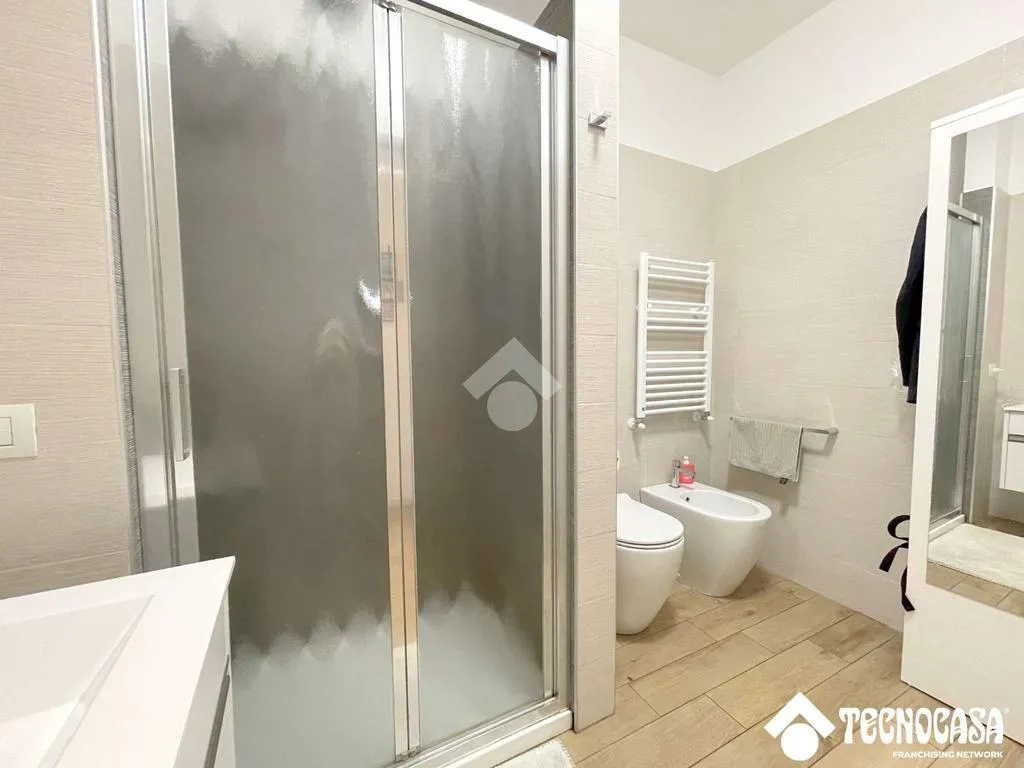 Vannitoad - Modern Triplex with Terrace in Cornaredo