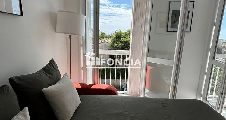 1-toaline korter asukohas Nîmes