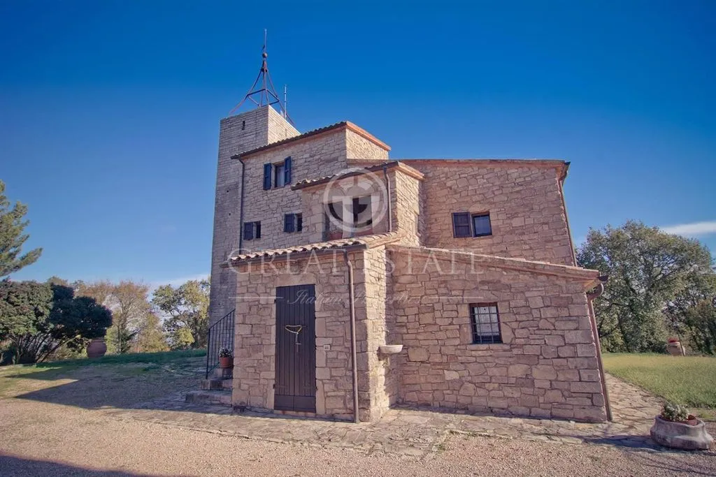 Exterior - Ancient Castle with Pool in Umbria