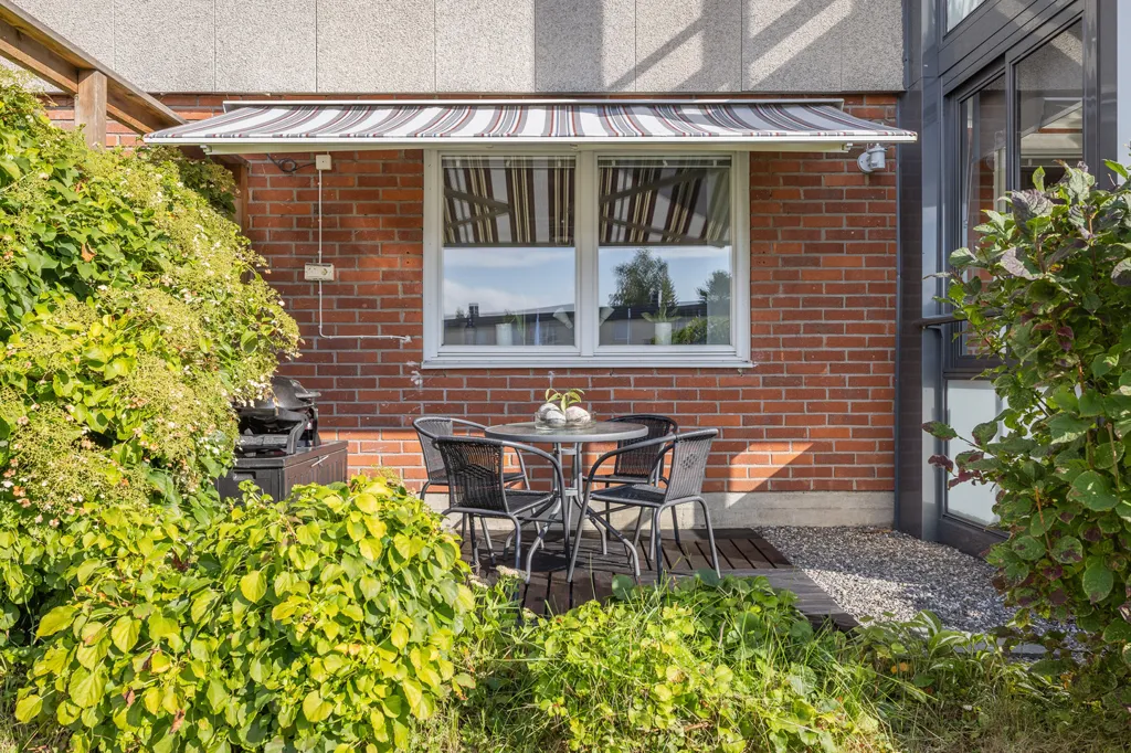 Terrass - Apartment with Green Terrace in Sundsvall