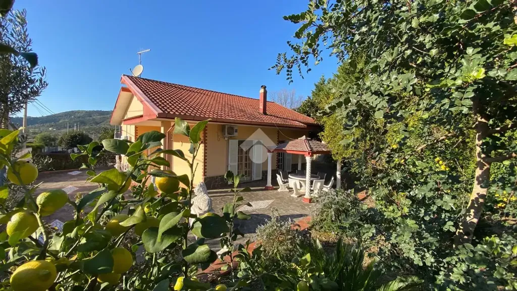 Aed - Villa with Garden in Cafaro, Perdifumo