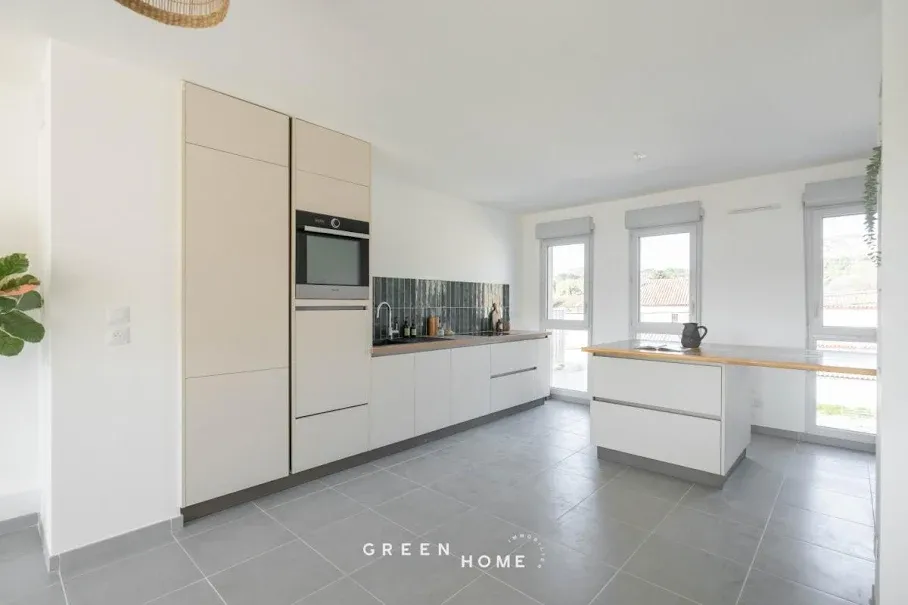 Köök - 5-Piece Apartment with Terrace in Aubagne