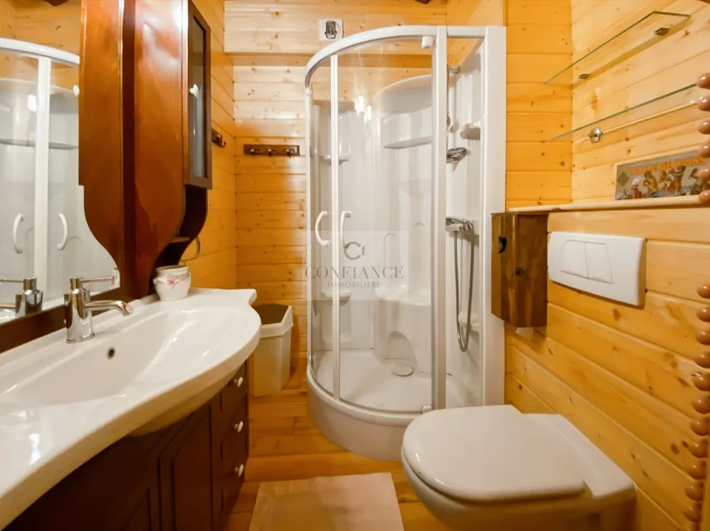 Bagni - Chalet-Style Flat with Terraces in Auron