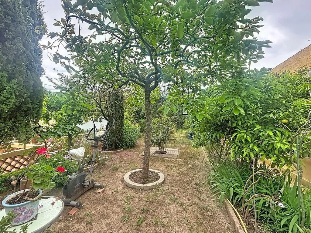 Jardin - Maison avec Jardin et Garage à Ollioules