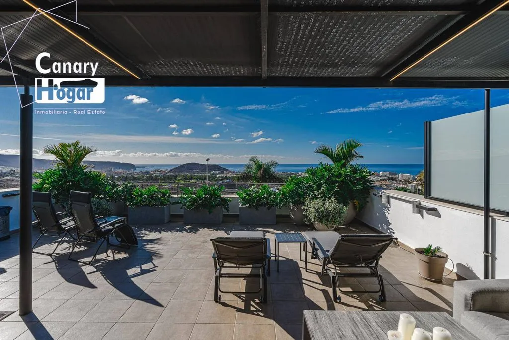 Terrasse - Luxury Villa with Ocean Views in Adeje