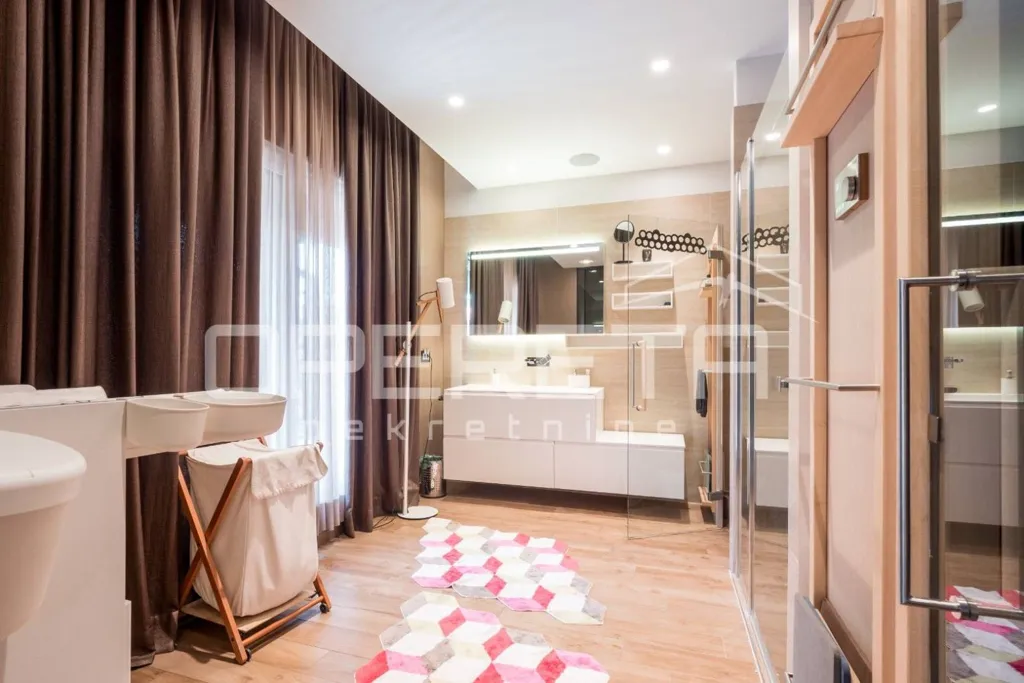 Salles de bain - Luxury Penthouse with Terrace in Zagreb Centre