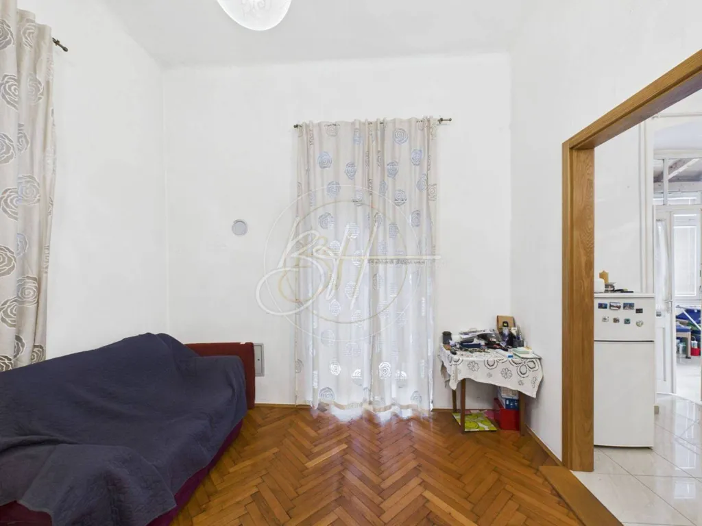 Elutuba - Apartment with Balcony in Pula Centre