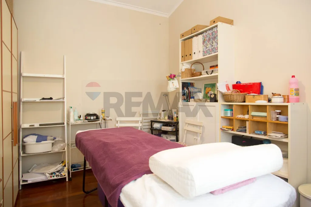 Bureau - Bifamiliar Villa with Terrace in Anzio
