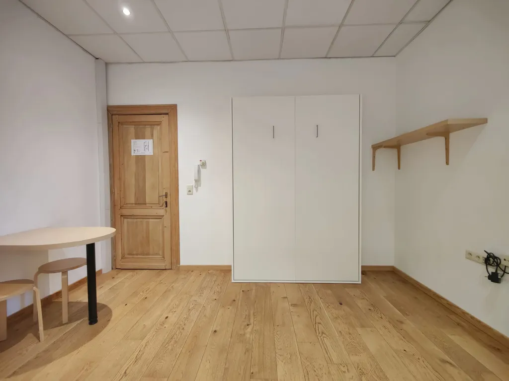 Chambres - Studio Meublé dans un Hôtel Particulier à Pulhof, Anvers