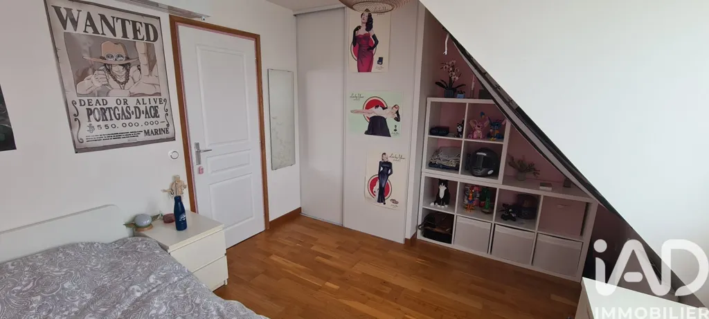 Chambres - Maison Indépendante avec Piscine à Vémars