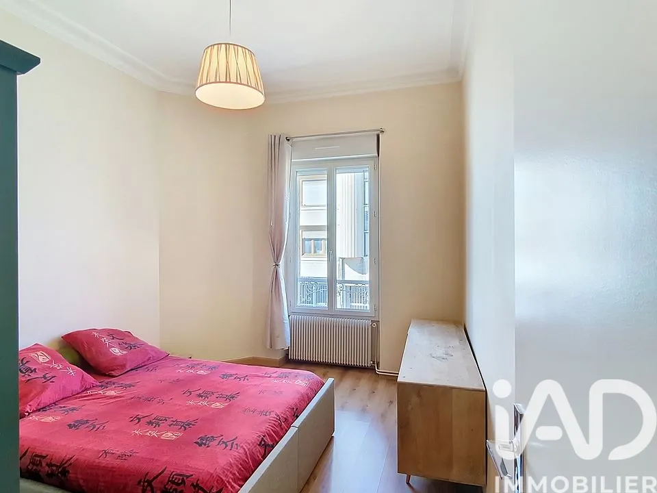 Bedrooms - Charming Townhouse with Garden in Bordeaux