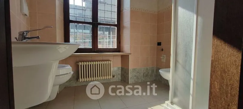 Salles de bain - Charming Ground Floor Flat with Garden in Volta Mantovana