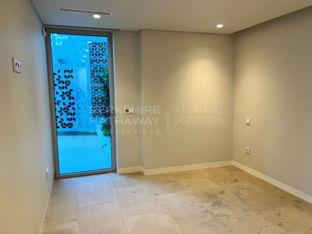 Hallway - Luxury Duplex with Pool in Cascais