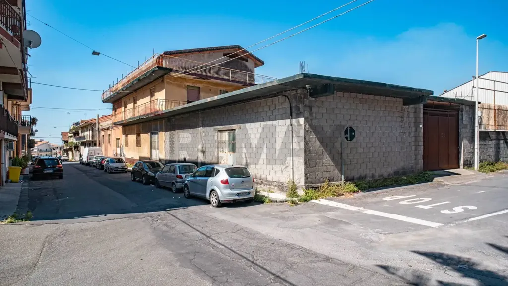 Extérieur - Commercial Space with Apartments in Belpasso