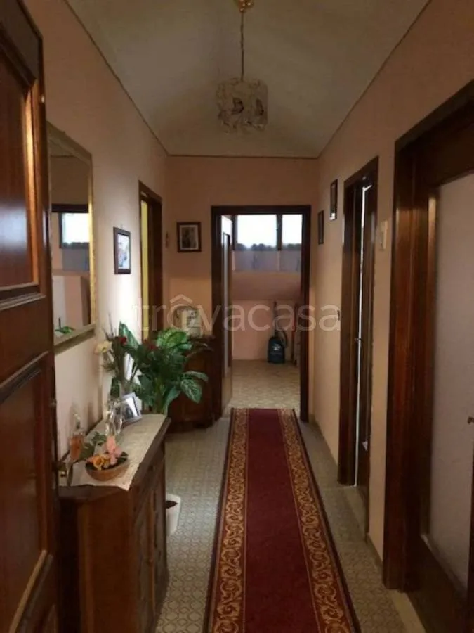 Esik - Mansard Apartment with Parking in Robilante
