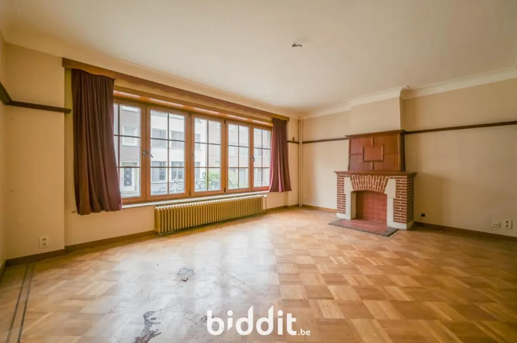 Living Room - Spacious House with Garden in Louvain