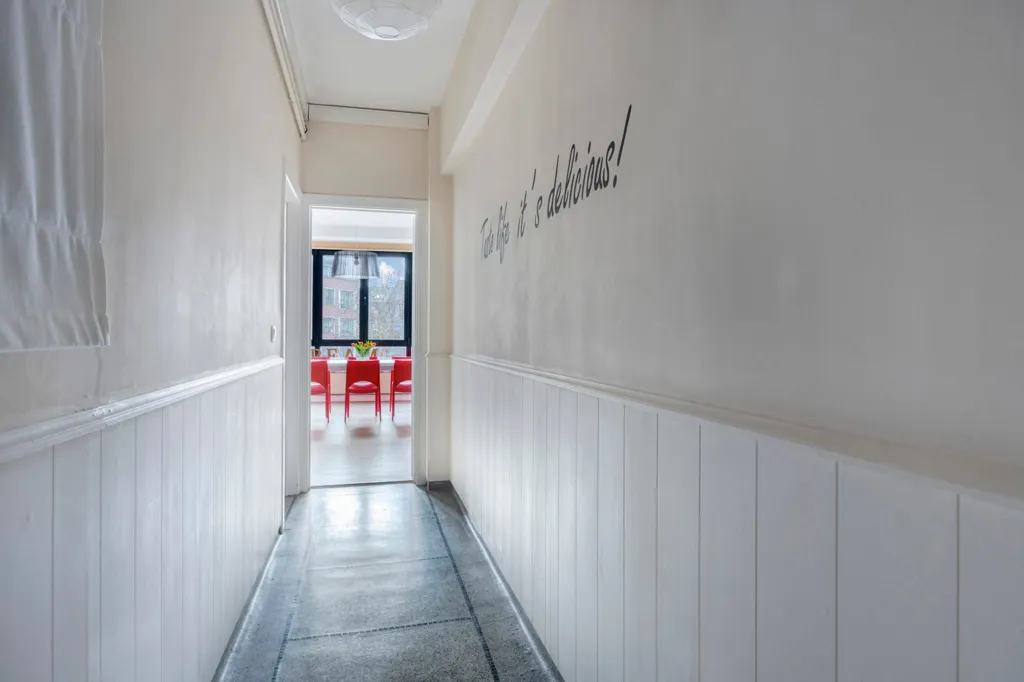 hallway_entrance