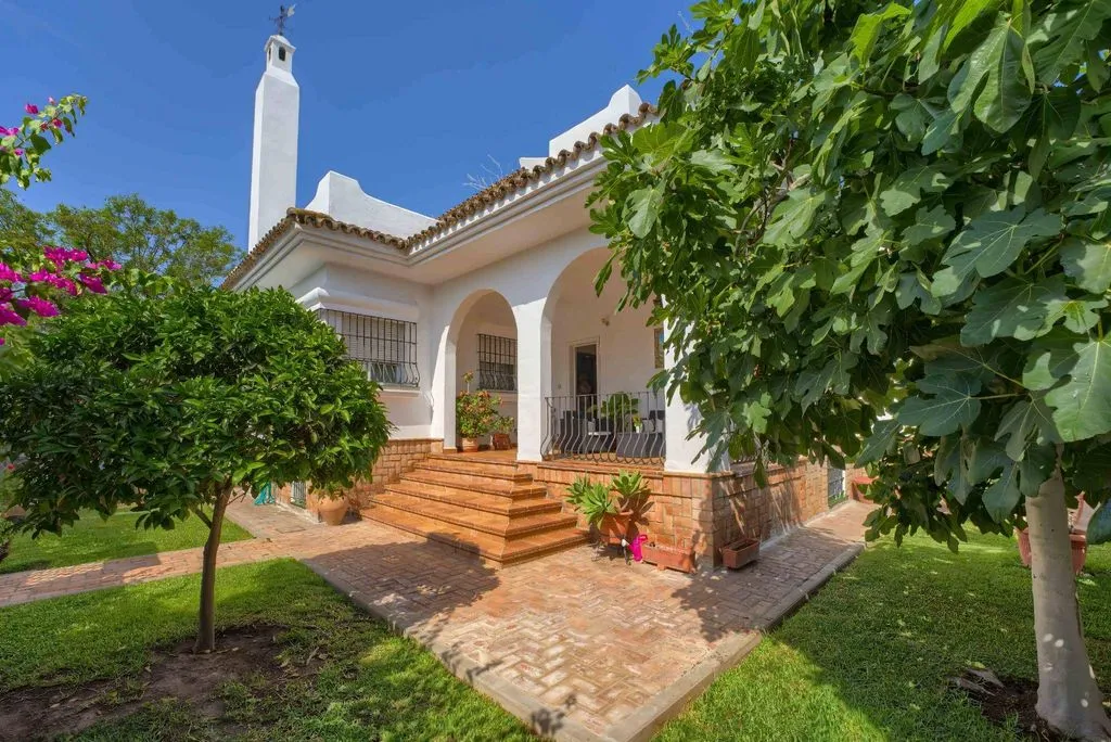 Esterno - Luxury Villa with Pool in Tomares