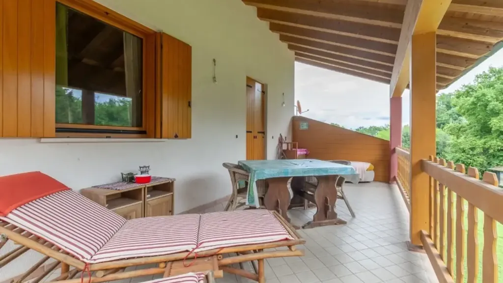 Terrazza - Contemporary Villa with Panoramic Terrace in Feltre