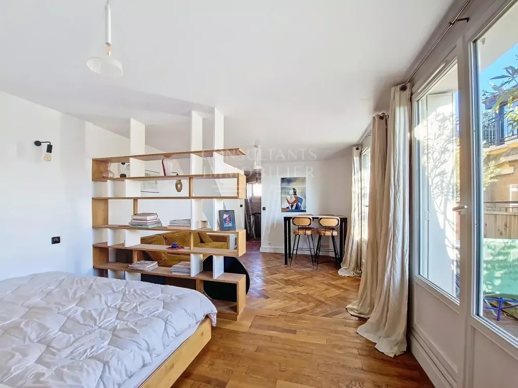 Chambres - Appartement 2 pièces à Paris 16ème