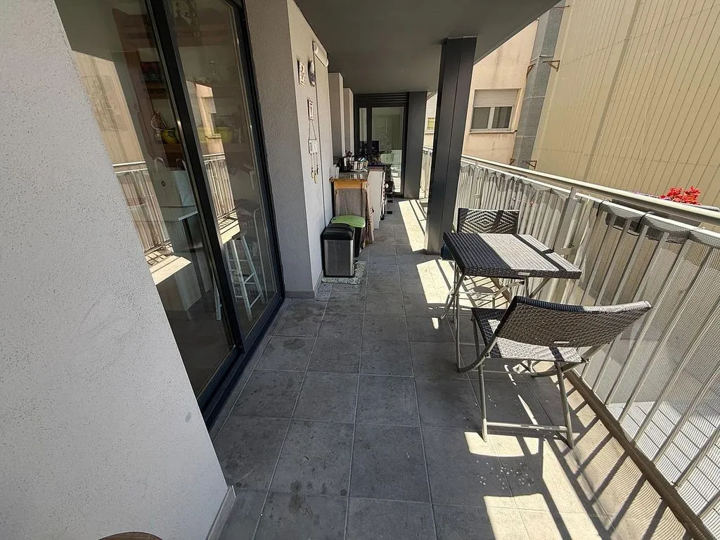Rõdu - Luxury Flat with Terrace in Gavarra, Cornellà de Llobregat