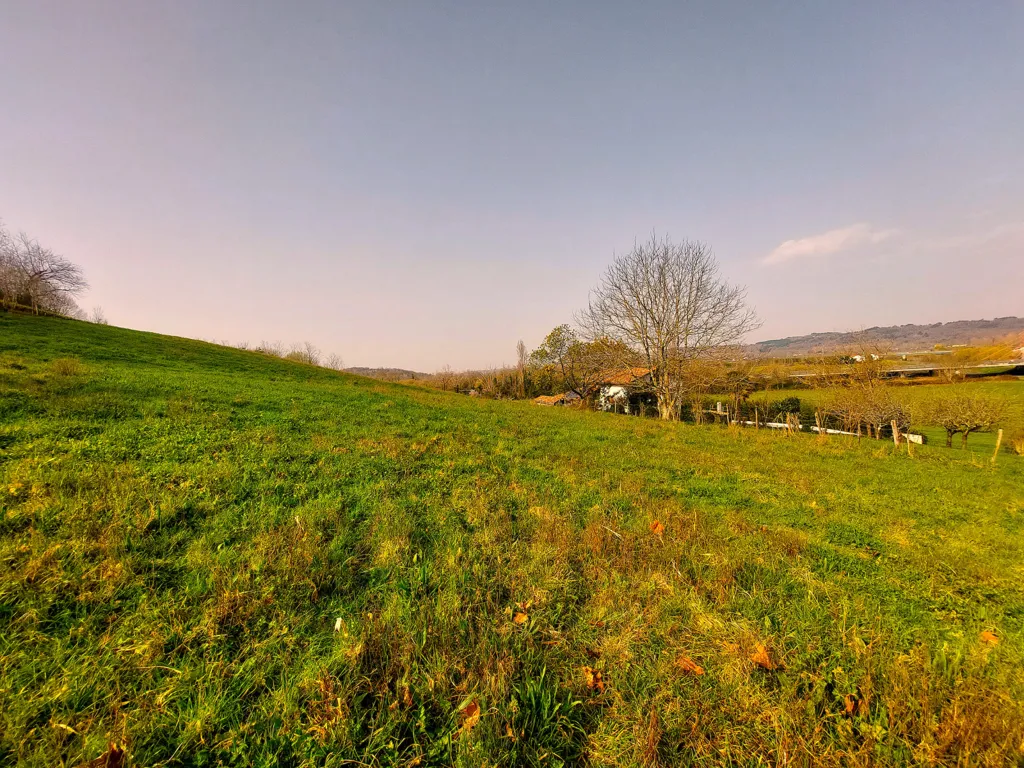 Giardino - Constructible Plot with Valley View in Guiche