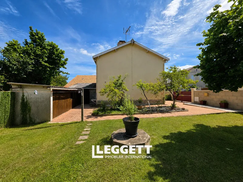 Jardin - Maison avec Jardin Clos à Roumazières-Loubert