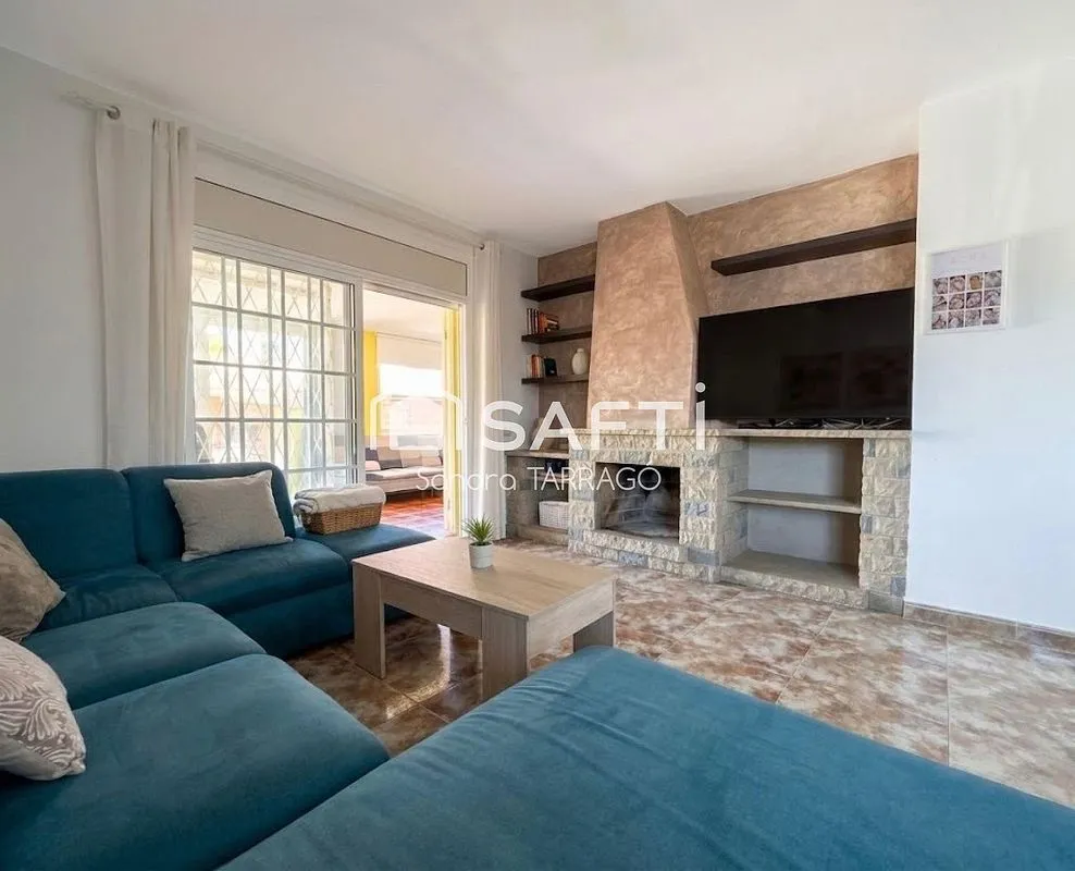 Elutuba - Family House with Pool in Cunit