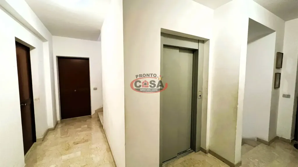 Esik - Apartment with Sea View in Marsala