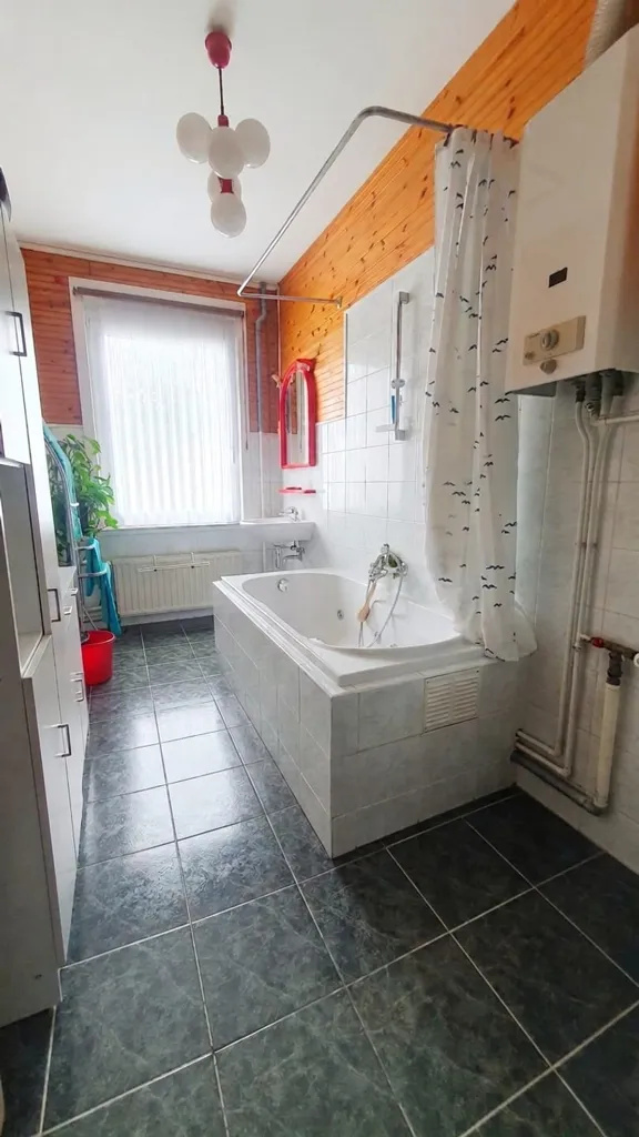 5 magamistoaga maja asukohas Uccle