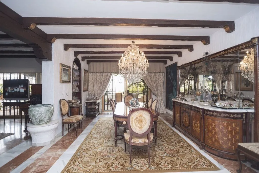 Salle à manger - Luxury Villa with Pool in Marbella Centre