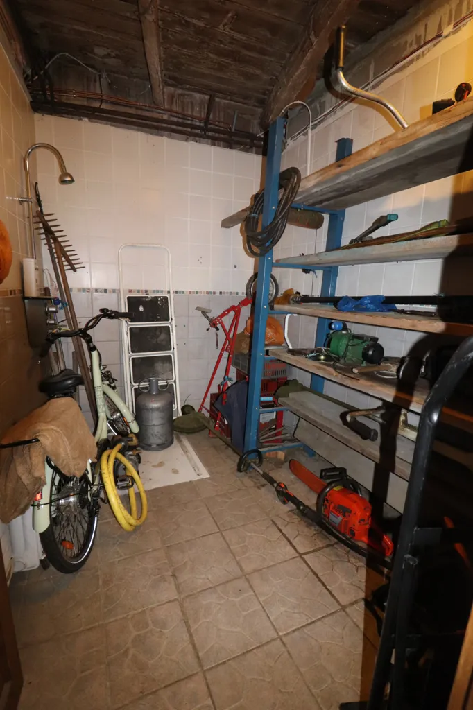 Hauswirtschaftsraum - Stone Cottage with Rental Potential in Desaignes