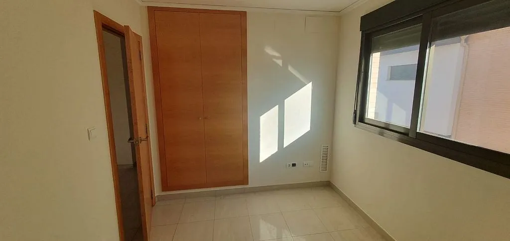 Entrée - Pareded Chalet with Garden in Gandia