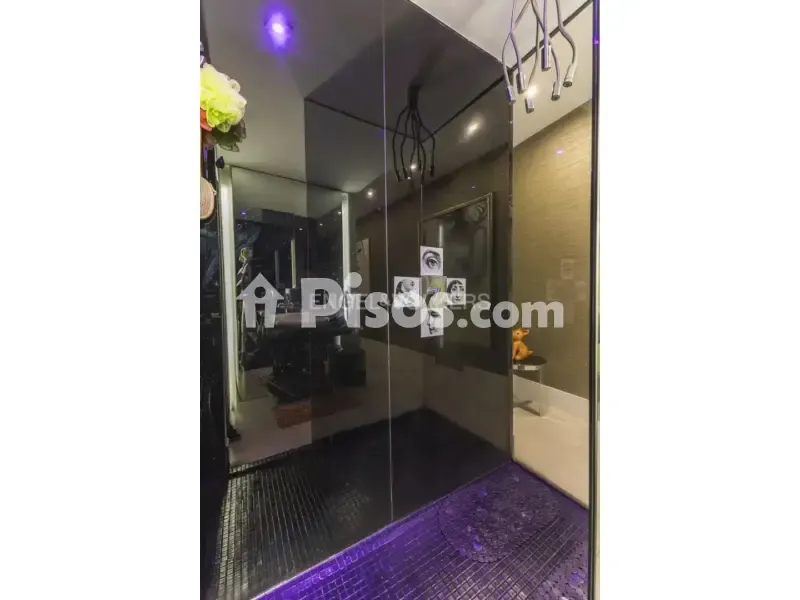 Vannitoad - Modern Studio Flat with Balcony in Madrid Centre