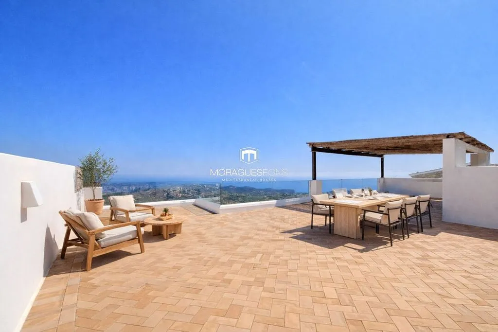 Terrazza - Contemporary Villa with Sea Views in Benitachell