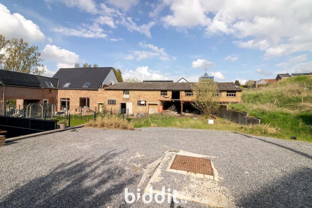 Välivaade - Transformable Building in Rural Setting, Waremme