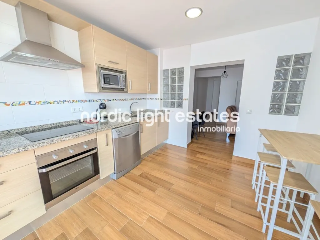 Köök - Ground Floor Flat with Patio in Nerja Centre