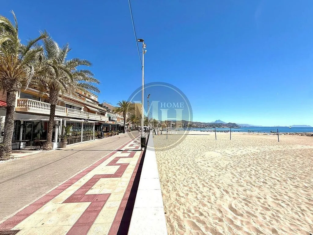 1-Bedroom Apartment with Pool in Campello Beach