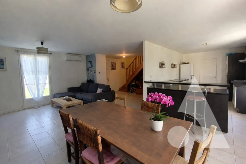 Sala da pranzo - House with Forest View in Acy-en-Multien