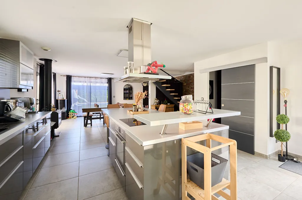 Cucina - Contemporary House with Pool near Dijon