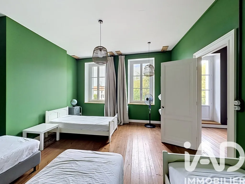 Bedrooms - Charming House with Pool in Saint-Seurin-de-Cadourne